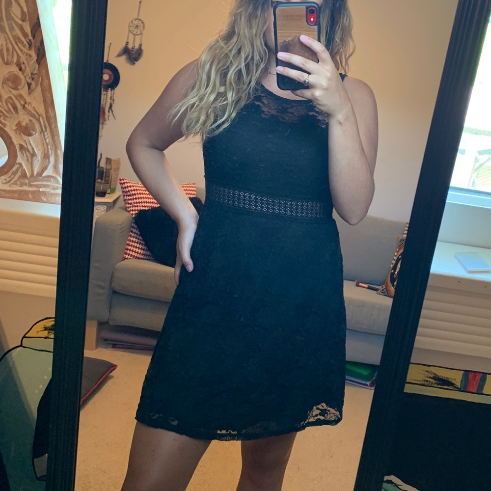 Black lace dress